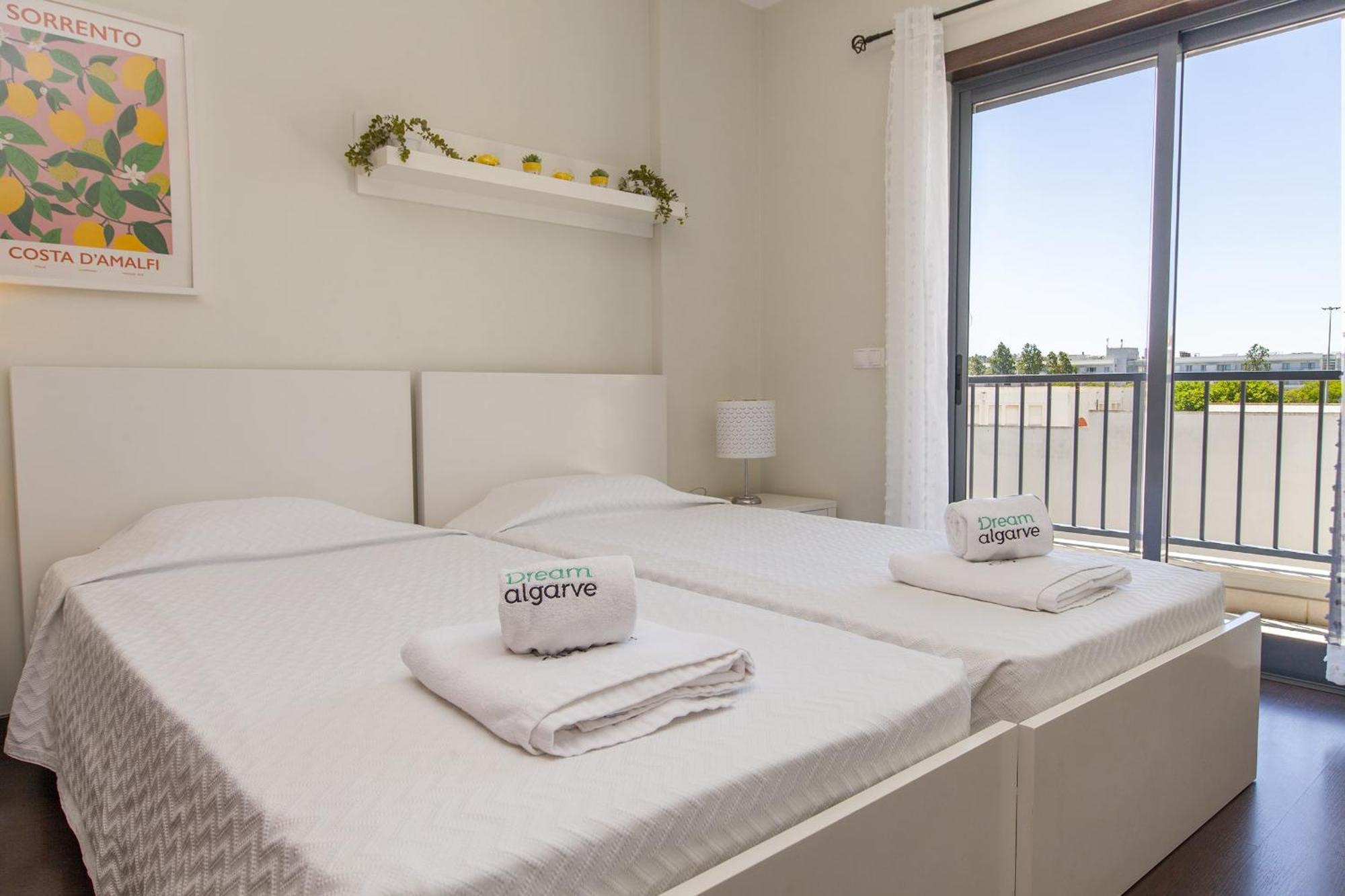 B03 - Luxury 2 Bed Lagos Marina Exterior photo